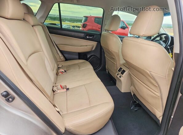 4S4BSAJCXG3273985 2016 SUBARU OUTBACK Tan Rear seats view