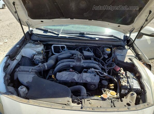 4S4BSAKC2H3202702 2017 SUBARU OUTBACK Белый Вид задней части салона