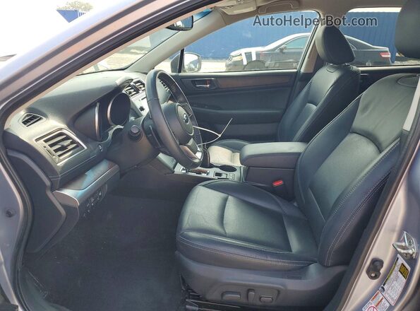 4S4BSAKC4J3396817 2018 SUBARU OUTBACK Silver Widok wnętrza z przodu