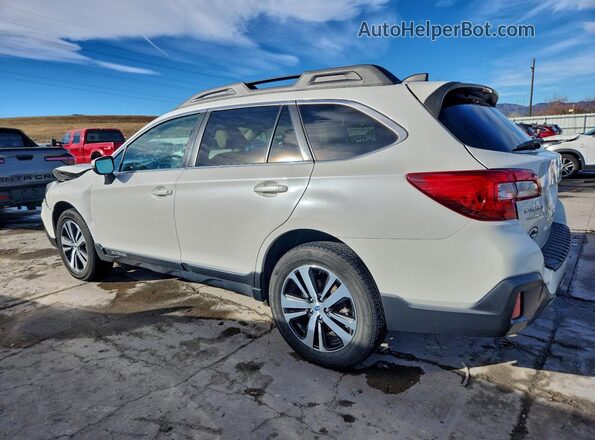4S4BSAKC5J3338196 2018 SUBARU OUTBACK White Rear left