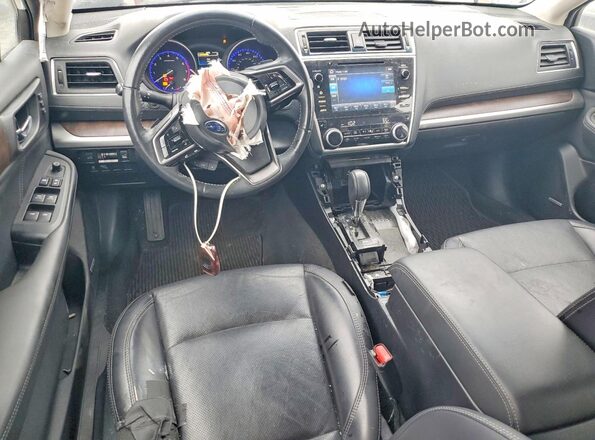 4S4BSAKC7J3279944 2018 SUBARU OUTBACK White Dashboard view