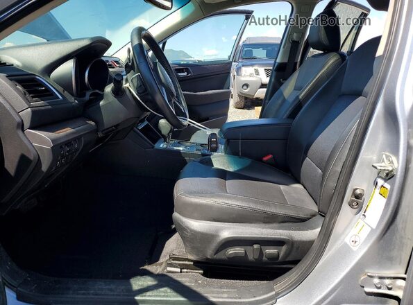 4S4BSAKC8H3211128 2017 SUBARU OUTBACK Silver Vista interior delantera