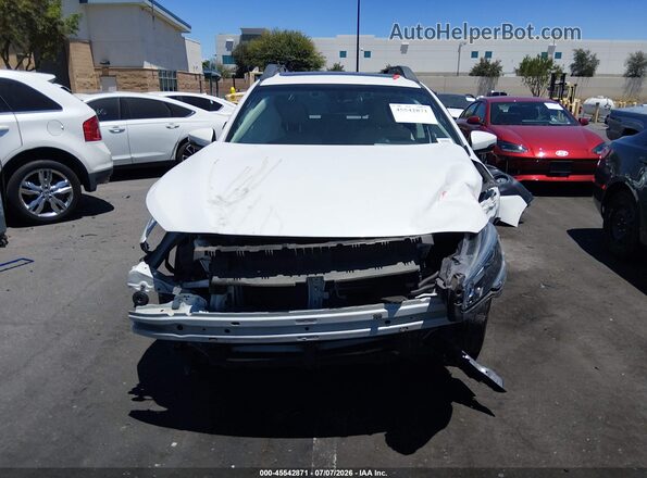 4S4BSANC0J3200965 2018 SUBARU OUTBACK White Widok wnętrza z tyłu