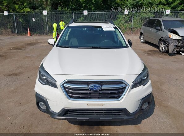 4S4BSANC0K3346042 2019 SUBARU OUTBACK White Widok zestawu wskaźników