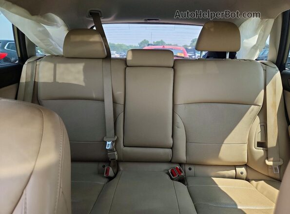 4S4BSANC1G3236186 2016 SUBARU OUTBACK Green Vista de los asientos traseros