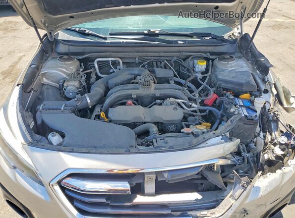 4S4BSANC1J3329068 2018 SUBARU OUTBACK Tan ძრავის განყოფილების ხედი