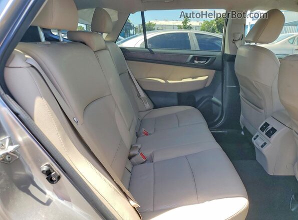 4S4BSANC1J3329068 2018 SUBARU OUTBACK Tan უკანა სალონის ხედი