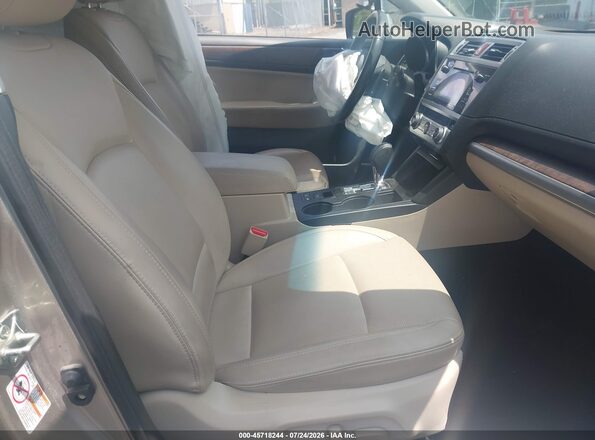 4S4BSANC2H3258148 2017 SUBARU OUTBACK Gold წინა სალონის ხედი