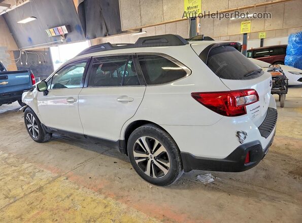 4S4BSANC2J3354092 2018 SUBARU OUTBACK White Rear left