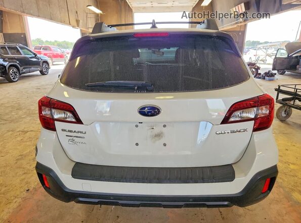 4S4BSANC2J3354092 2018 SUBARU OUTBACK White Rear view