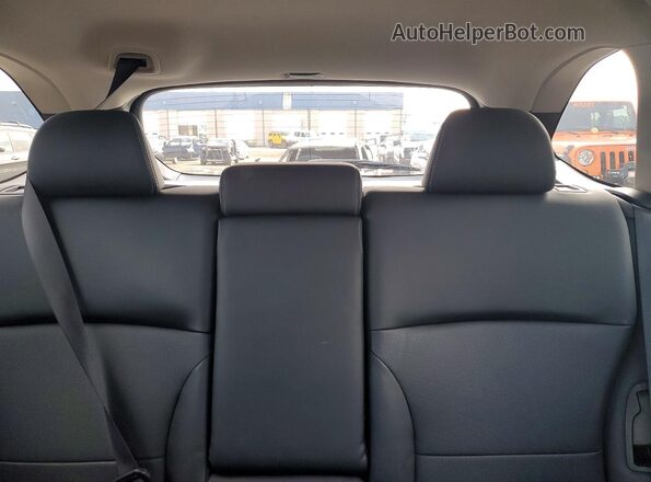 4S4BSANC2J3357560 2018 SUBARU OUTBACK Black Widok tylnych siedzeń