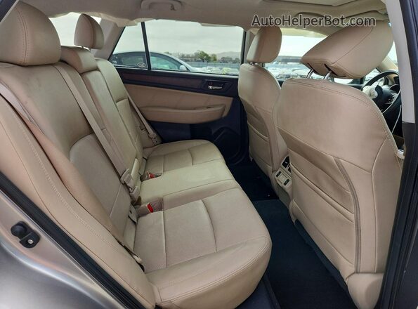 4S4BSANC2K3302608 2019 SUBARU OUTBACK Beige Widok tylnych siedzeń
