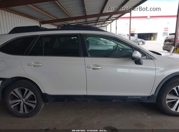 4S4BSANC2K3317495 2019 SUBARU OUTBACK White Widok wnętrza 360 stopni