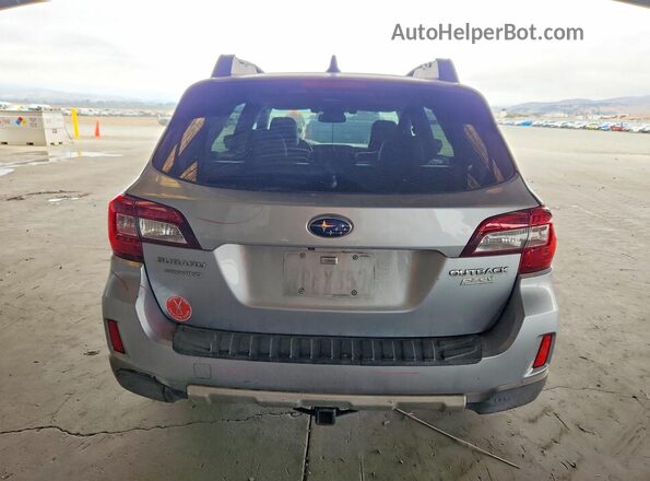 4S4BSANC3G3247352 2016 SUBARU OUTBACK Silver Rear view
