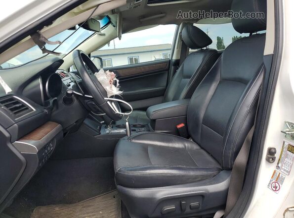 4S4BSANC4H3307835 2017 SUBARU OUTBACK White Սալոնի դիմացի տեսք