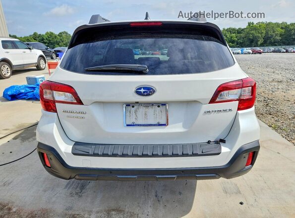 4S4BSANC4K3237552 2019 SUBARU OUTBACK White Հետևի տեսք