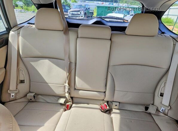 4S4BSANC4K3237552 2019 SUBARU OUTBACK White Հետևի նստատեղերի տեսք