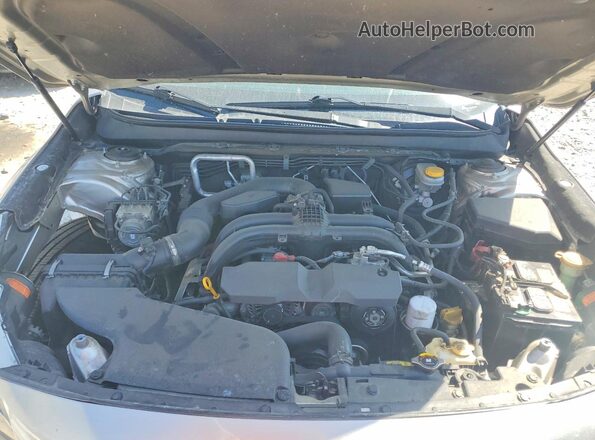4S4BSANC5H3218596 2017 SUBARU OUTBACK Gold Widok wnętrza z tyłu