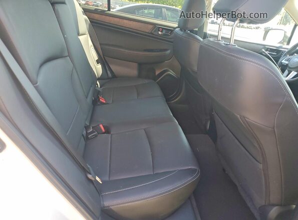 4S4BSANC5H3224012 2017 SUBARU OUTBACK White Вид задніх сидінь