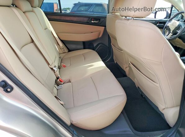 4S4BSANC5H3418829 2017 SUBARU OUTBACK Silver Rear seats view