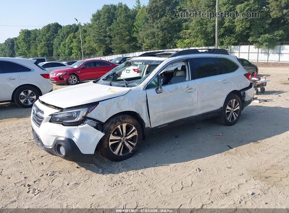 4S4BSANC5J3333916 2018 SUBARU OUTBACK White Front left