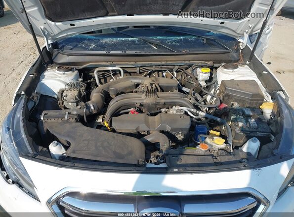 4S4BSANC5J3333916 2018 SUBARU OUTBACK White Rear view