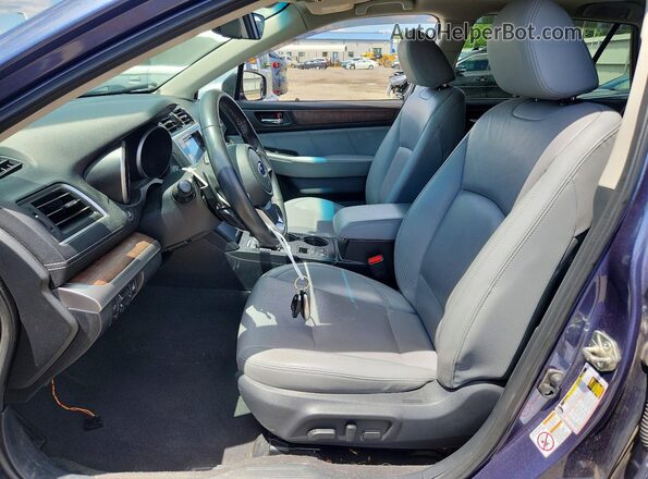 4S4BSANC5J3370738 2018 SUBARU OUTBACK Blue Front interior view