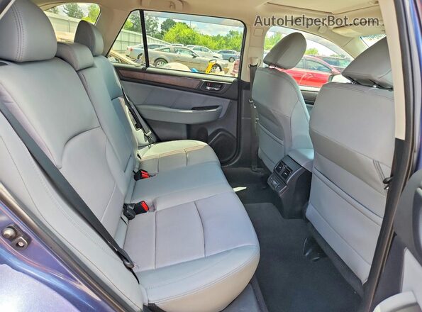 4S4BSANC5J3370738 2018 SUBARU OUTBACK Blue Rear interior view