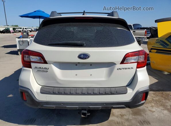 4S4BSANC6J3339191 2018 SUBARU OUTBACK White Rear view