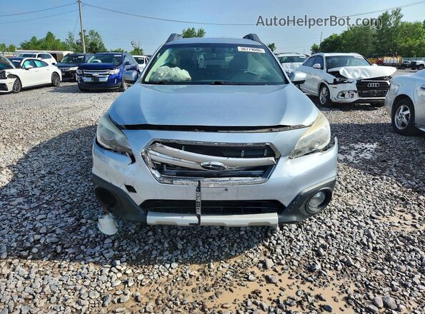 4S4BSANC7H3428875 2017 SUBARU OUTBACK Silver Widok z przodu