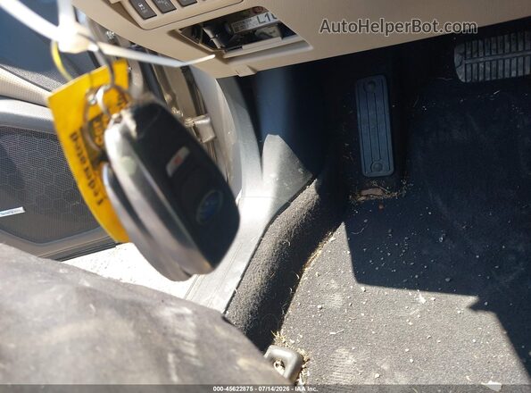 4S4BSANCXG3322211 2016 SUBARU OUTBACK Серебряный Вид панели приборов