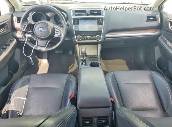 4S4BSANCXK3220531 2019 SUBARU OUTBACK Белый Вид панели приборов