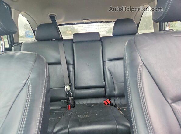 4S4BSANCXK3306292 2019 SUBARU OUTBACK Silver უკანა სავარძლების ხედი