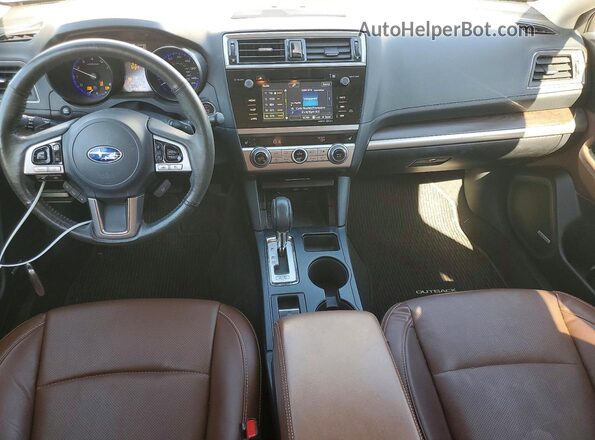 4S4BSATC2H3306900 2017 SUBARU OUTBACK Белый Вид панели приборов