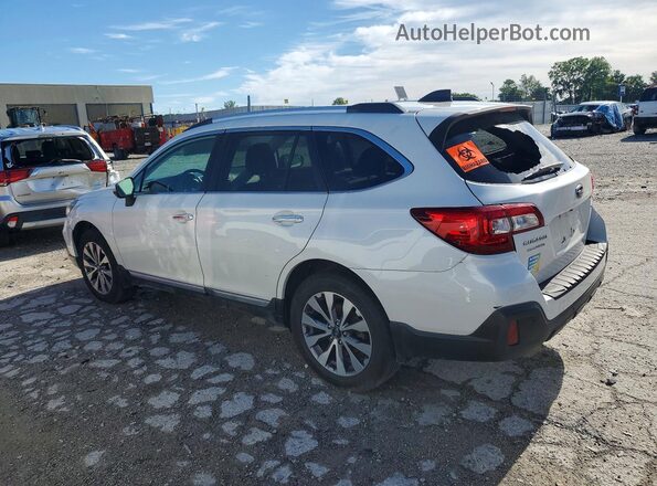 4S4BSATC2J3351213 2018 SUBARU OUTBACK White Tył lewy
