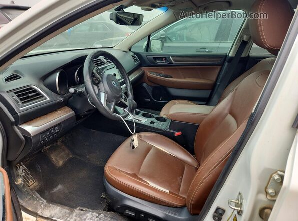 4S4BSATCXH3329647 2017 SUBARU OUTBACK White Widok wnętrza z przodu