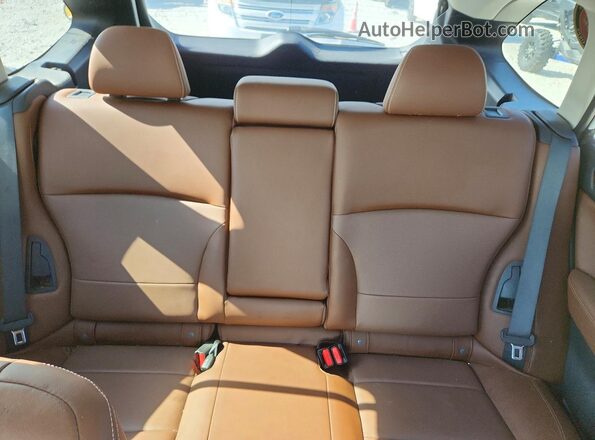 4S4BSATCXH3329647 2017 SUBARU OUTBACK White Widok tylnych siedzeń