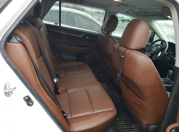 4S4BSATCXJ3246631 2018 SUBARU OUTBACK White უკანა სალონის ხედი
