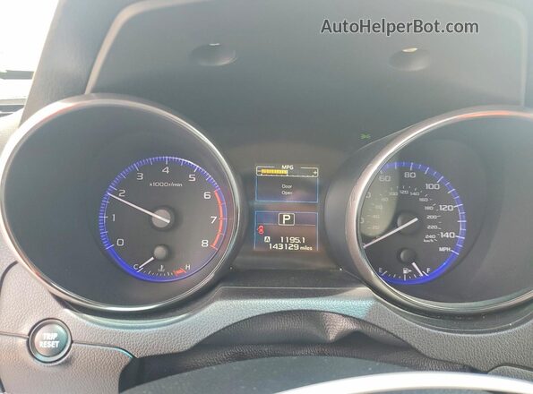 4S4BSBCC1G3255944 2016 SUBARU OUTBACK Серебряный Вид щитка приборов