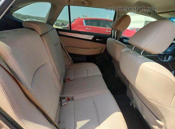 4S4BSBCC7G3353022 2016 SUBARU OUTBACK Silver Widok tylnych siedzeń