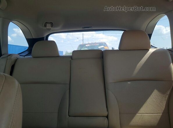 4S4BSBNC5G3321831 2016 SUBARU OUTBACK Silver Widok tylnych siedzeń