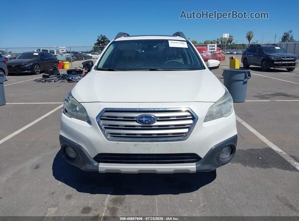 4S4BSBNC7G3214084 2016 SUBARU OUTBACK White Rear interior view