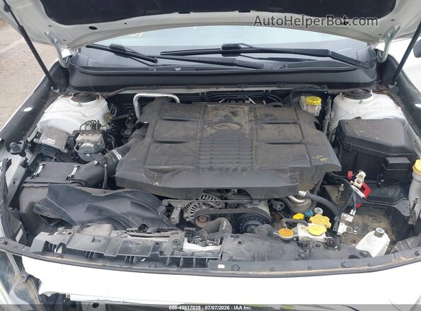 4S4BSEKC9J3200782 2018 SUBARU OUTBACK White Հետևի տեսք