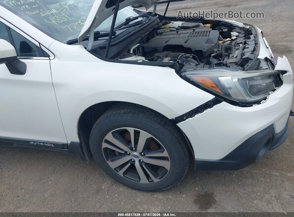 4S4BSEKC9J3200782 2018 SUBARU OUTBACK White 