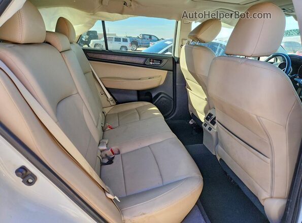4S4BSENC1H3206467 2017 SUBARU OUTBACK Белый Вид задней части салона