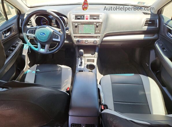 4S4BSENC1H3396156 2017 SUBARU OUTBACK Белый Вид панели приборов