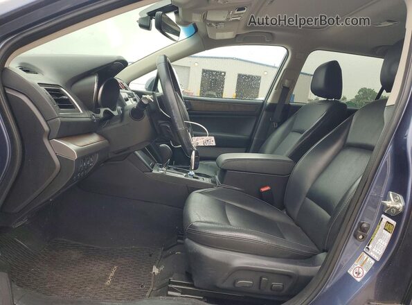 4S4BSENC3H3262636 2017 SUBARU OUTBACK Blue Front interior view