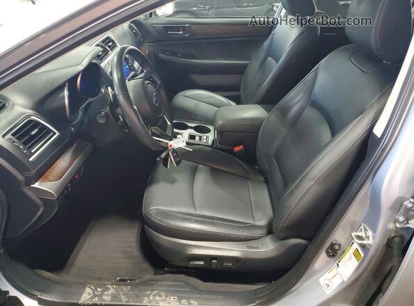 4S4BSENC4J3394732 2018 SUBARU OUTBACK Silver Вид салону спереду