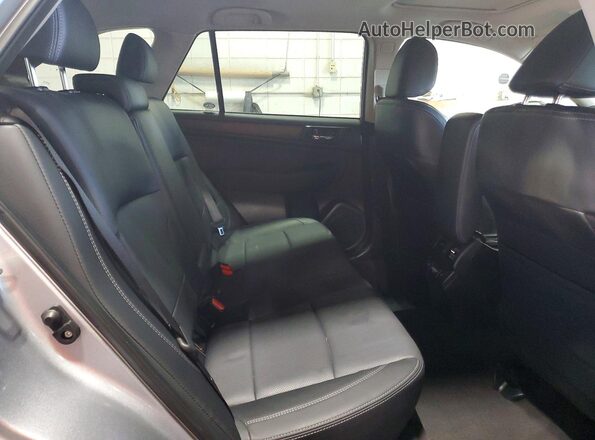 4S4BSENC4J3394732 2018 SUBARU OUTBACK Silver Вид задньої частини салону