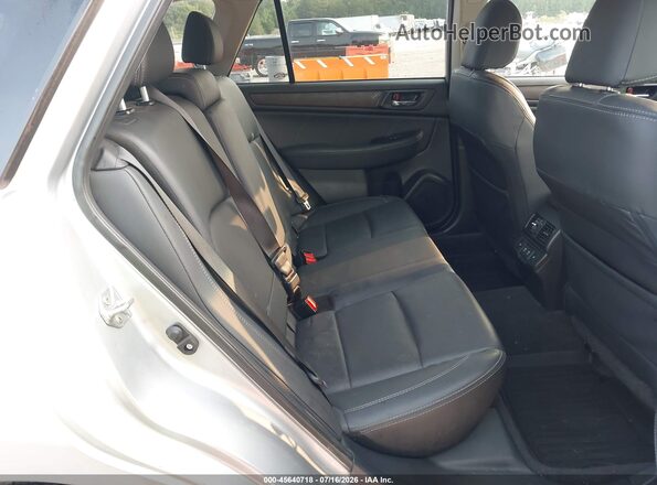 4S4BSENC4K3226557 2019 SUBARU OUTBACK Silver Vista de la etiqueta del VIN